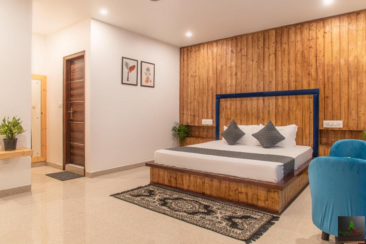 The Hillside Inn Kasauli By Exotic Stays Zewnętrze zdjęcie