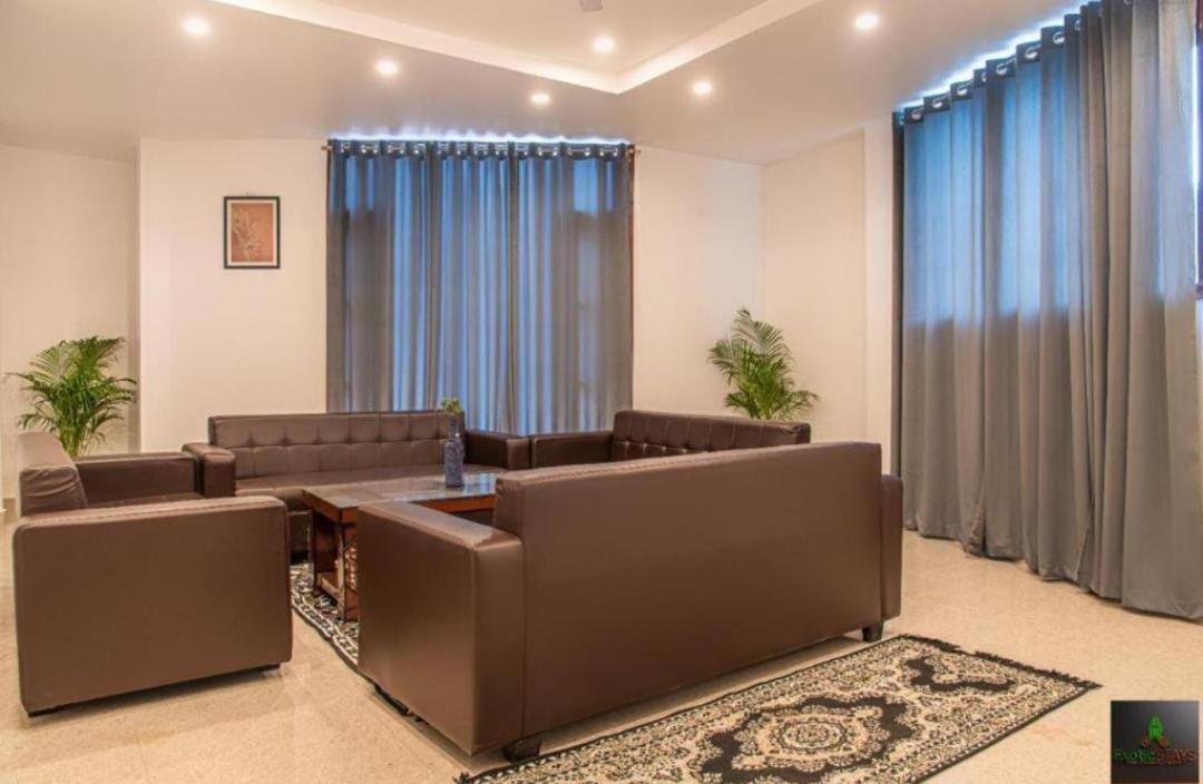 The Hillside Inn Kasauli By Exotic Stays Zewnętrze zdjęcie