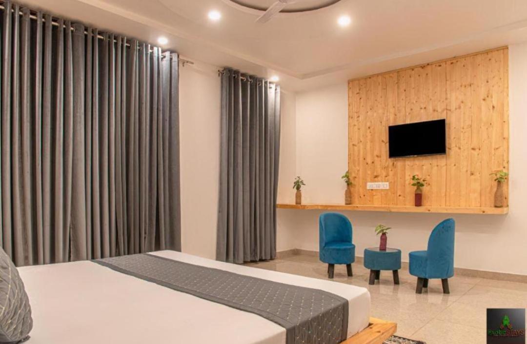 The Hillside Inn Kasauli By Exotic Stays Zewnętrze zdjęcie