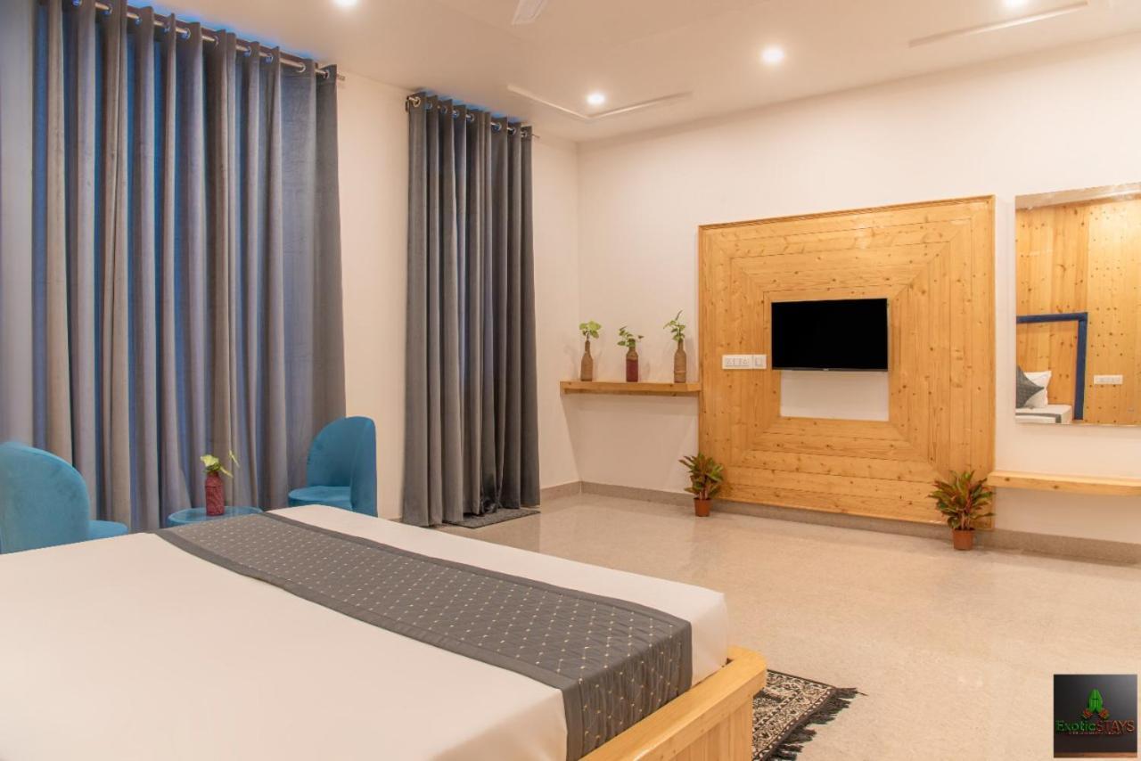 The Hillside Inn Kasauli By Exotic Stays Zewnętrze zdjęcie