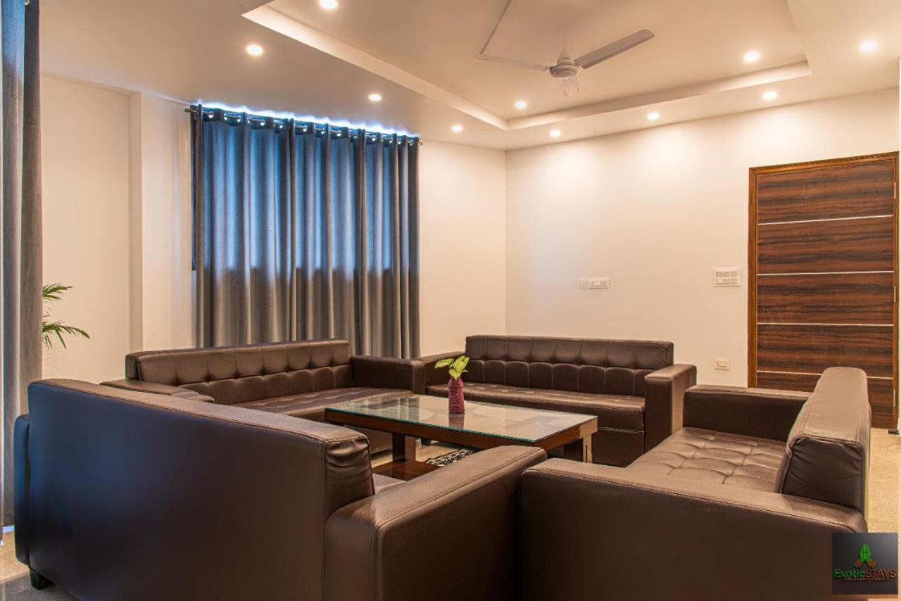 The Hillside Inn Kasauli By Exotic Stays Zewnętrze zdjęcie